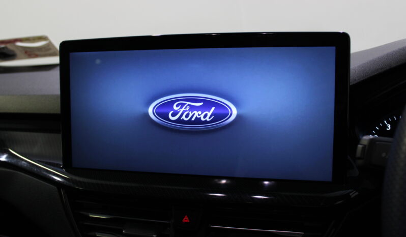 
								2023 Ford Focus ST-Line 4DR 1.0 Petrol Manual full									