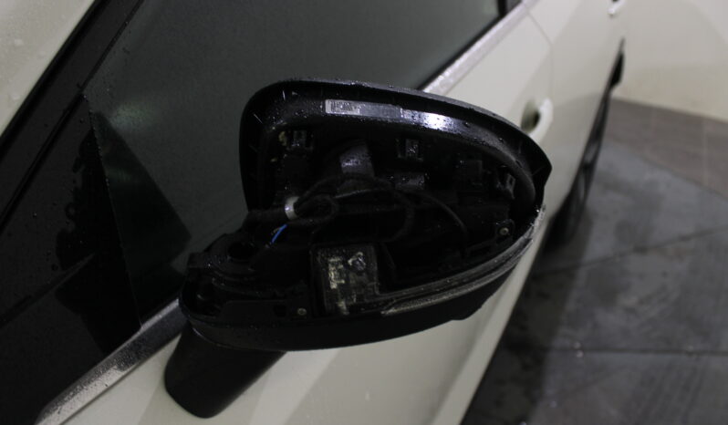 
								2023 Nissan Qashqai SV Premium 1.3 MHEV full									