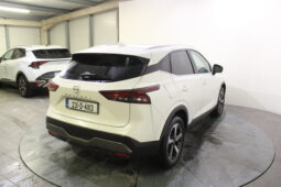 
										2023 Nissan Qashqai SV Premium 1.3 MHEV full									