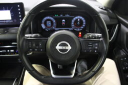 
										2023 Nissan Qashqai SV Premium 1.3 MHEV full									