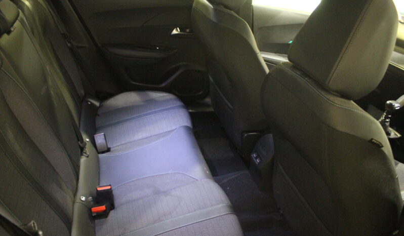 
								2023 PEUGEOT 2008 ALLURE 1.2 PETROL/MANUAL full									