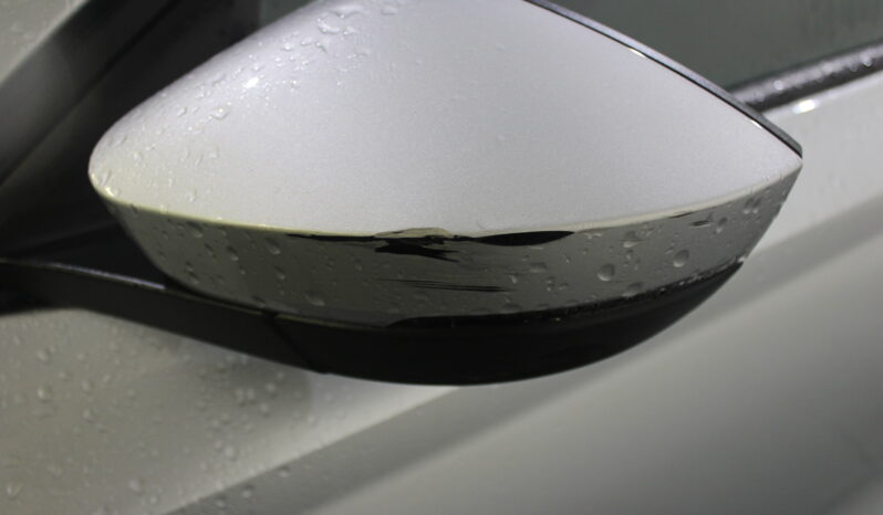 
								SKODA OCTAVIA AMBITION 1.0TSI MHEV AUTOMATIC full									