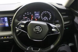 
										SKODA OCTAVIA AMBITION 1.0TSI MHEV AUTOMATIC full									