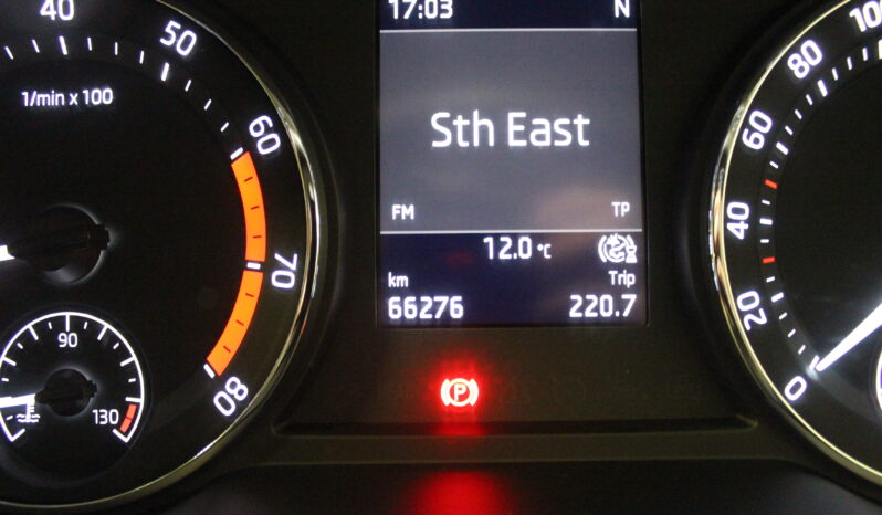 
								SKODA OCTAVIA AMBITION 1.0TSI MHEV AUTOMATIC full									