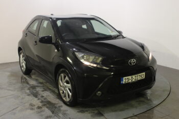 TOYOTA AYGO X PLAY 1.0 5DR (REVERSE CAMERA)