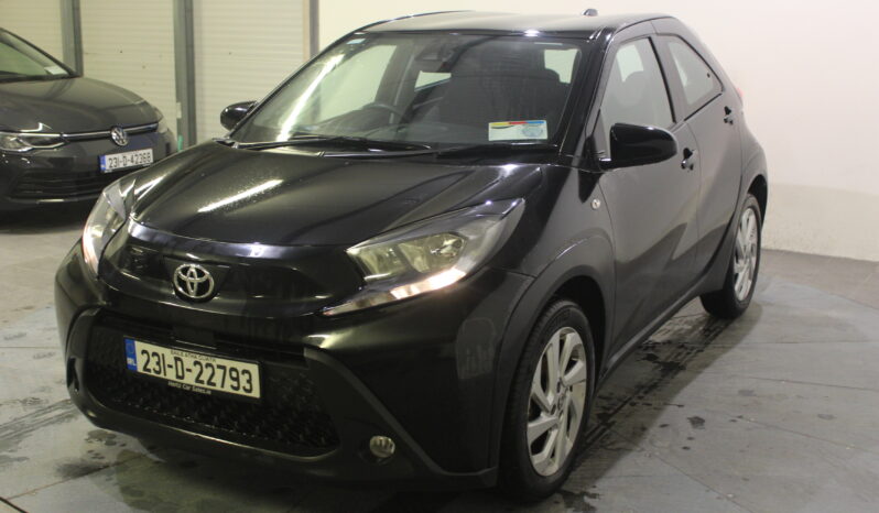 
								TOYOTA AYGO X PLAY 1.0 5DR (REVERSE CAMERA) full									