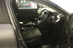 
										RENAULT CAPTUR EVOLUTION 1.0 full									