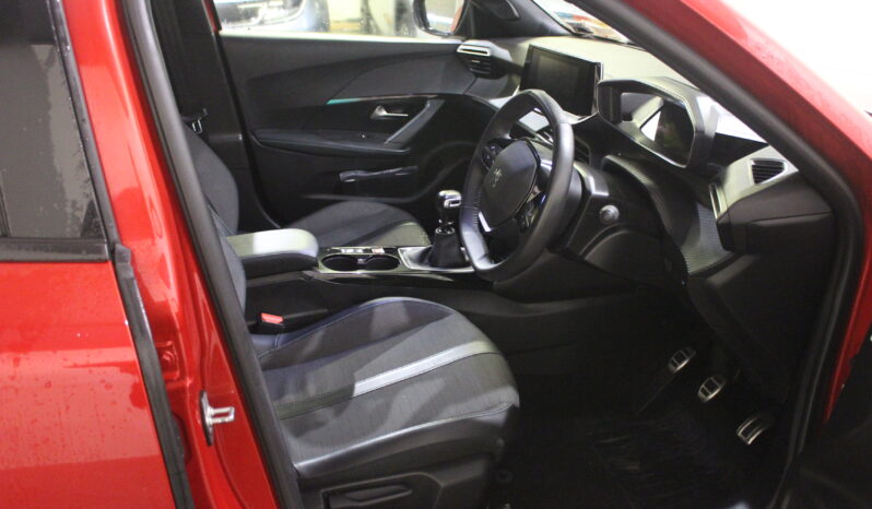 
								PEUGEOT 2008 ALLURE 1.2 PETROL/MANUAL full									