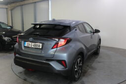 
										TOYOTA C-HR 1.8 SPORT HYBRID full									