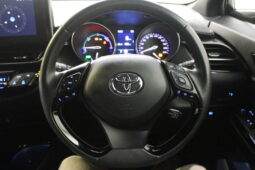 
										TOYOTA C-HR 1.8 SPORT HYBRID full									
