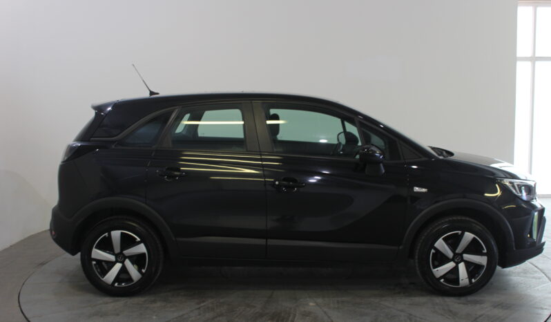 
								Opel Crossland full									