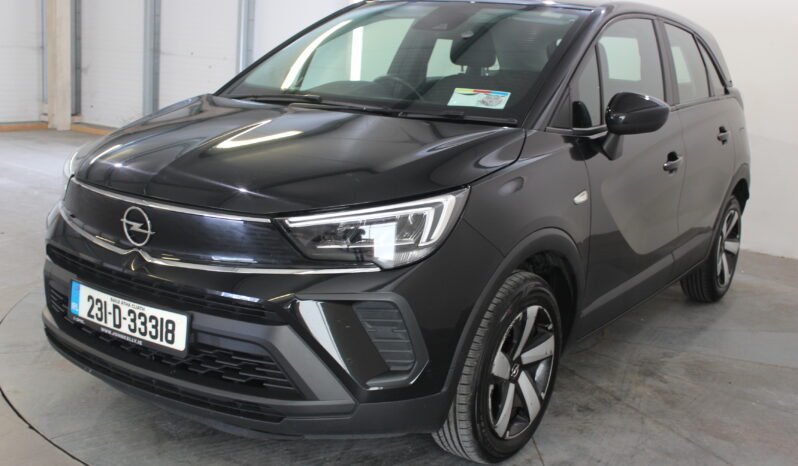
								Opel Crossland full									