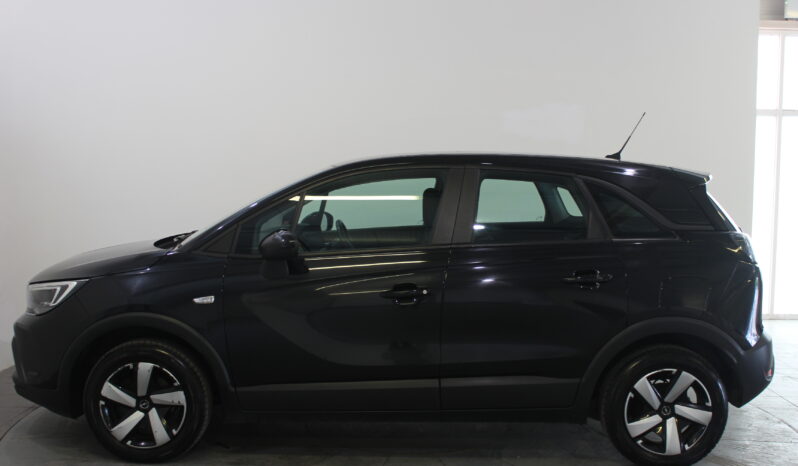 
								Opel Crossland full									