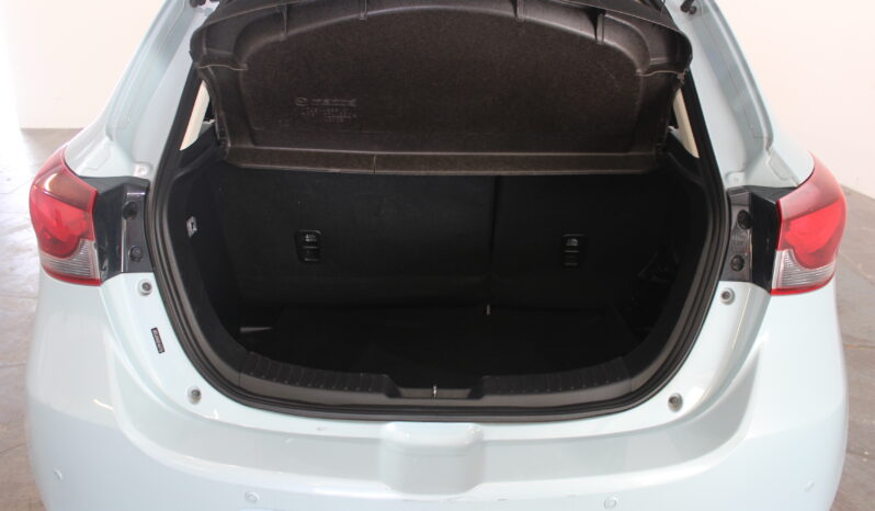 
								Mazda 2 full									
