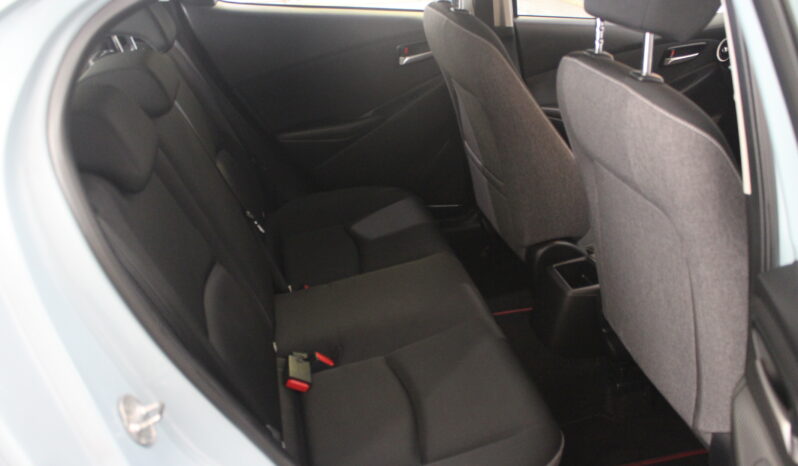 
								Mazda 2 full									