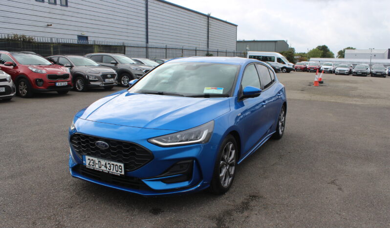 
								Ford Focus ST-Line full									