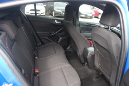 
										Ford Focus ST-Line full									