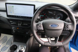 
										Ford Focus ST-Line full									