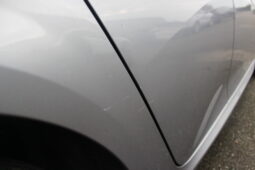 
										Peugeot 208 full									