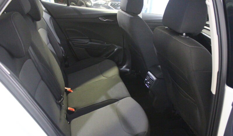 
								Skoda Fabia full									