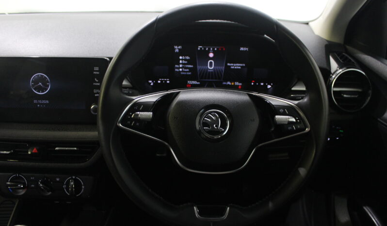 
								Skoda Fabia full									