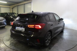 
										Ford Focus ST-Line full									