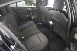 
										Ford Focus ST-Line full									