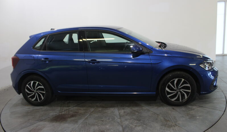 
								Volkswagen Polo Life full									