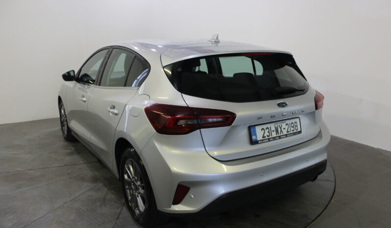 
								Ford Focus Titanium full									