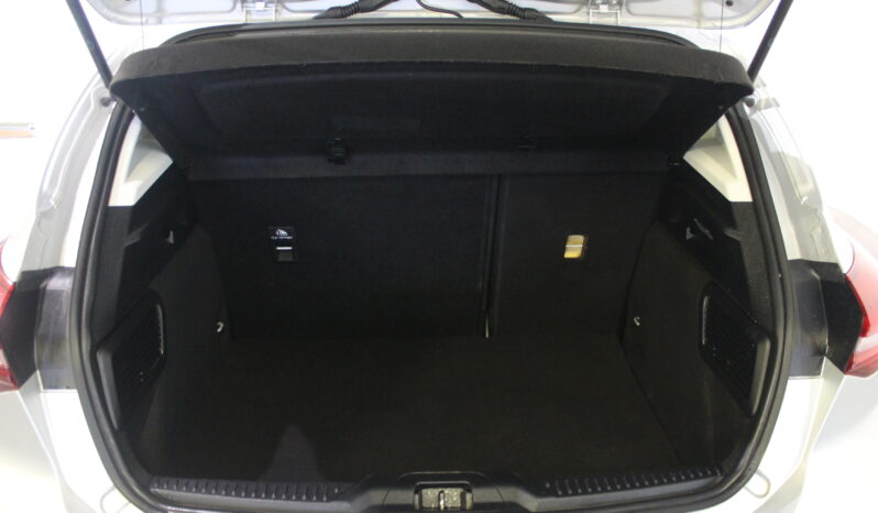 
								Ford Focus Titanium full									
