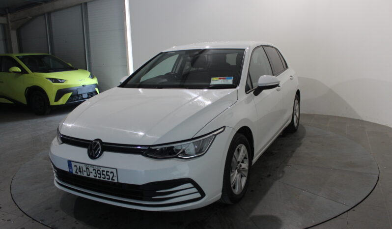 
								Volkswagen Golf Life full									